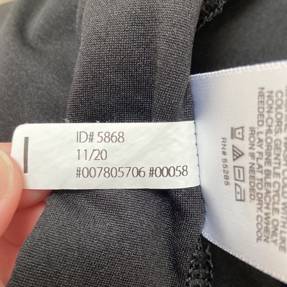 Women’s Express black short sleeve tie front t-shirt mini dress. Size large - Picture 5 of 8